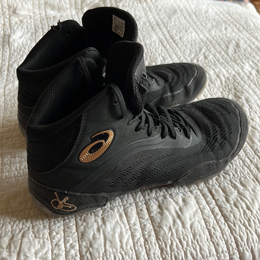 ASICS Wrestling Shoes